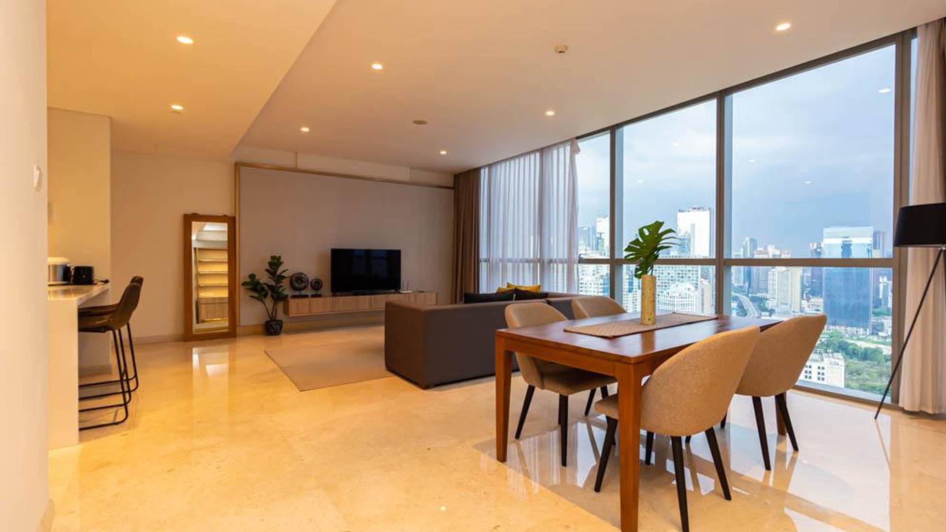 CASA DOMAINE-TOWER1-2BR-DINING & LIVING AREA