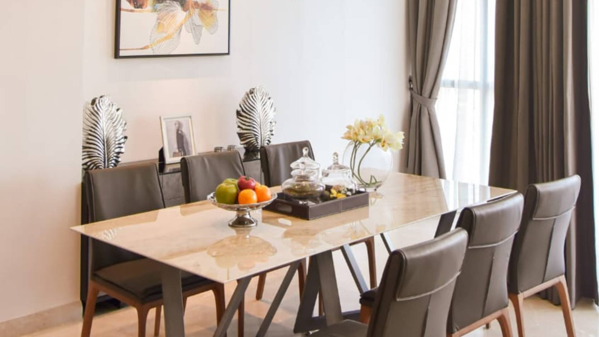 CASA DOMAINE-TOWER1-3BR-DINING AREA