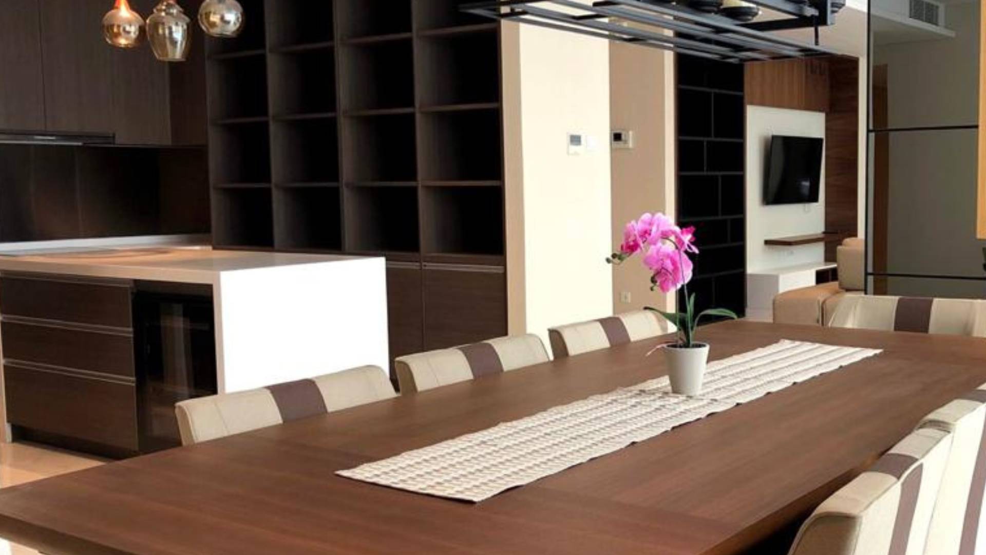 CASA DOMAINE-TOWER1-4BR-DINING & KITCHEN AREA