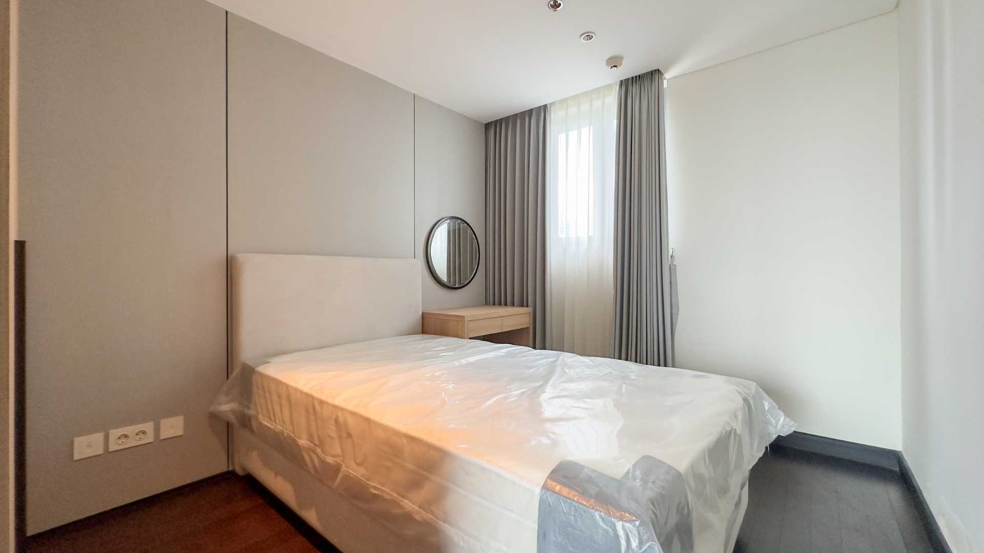 Casa Domaine-3BR-Minimalist Bedroom