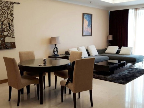 KEMPINSKI PRIVATE RESIDENCE-2BR-LIVING & DINING AREA