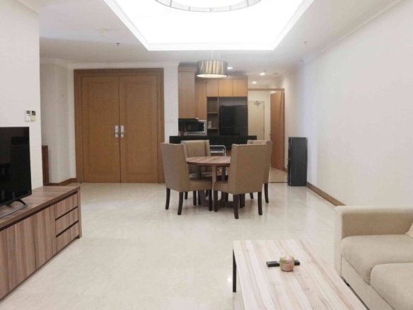 KEMPINSKI PRIVATE RESIDENCE-2BR-LIVING & DINING AREA