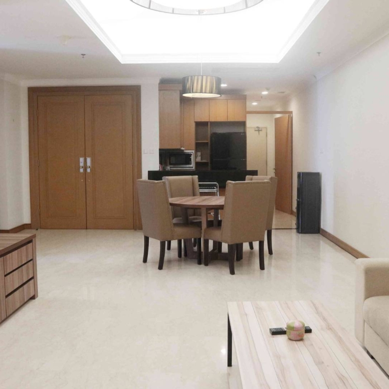 KEMPINSKI PRIVATE RESIDENCE-2BR-LIVING & DINING AREA