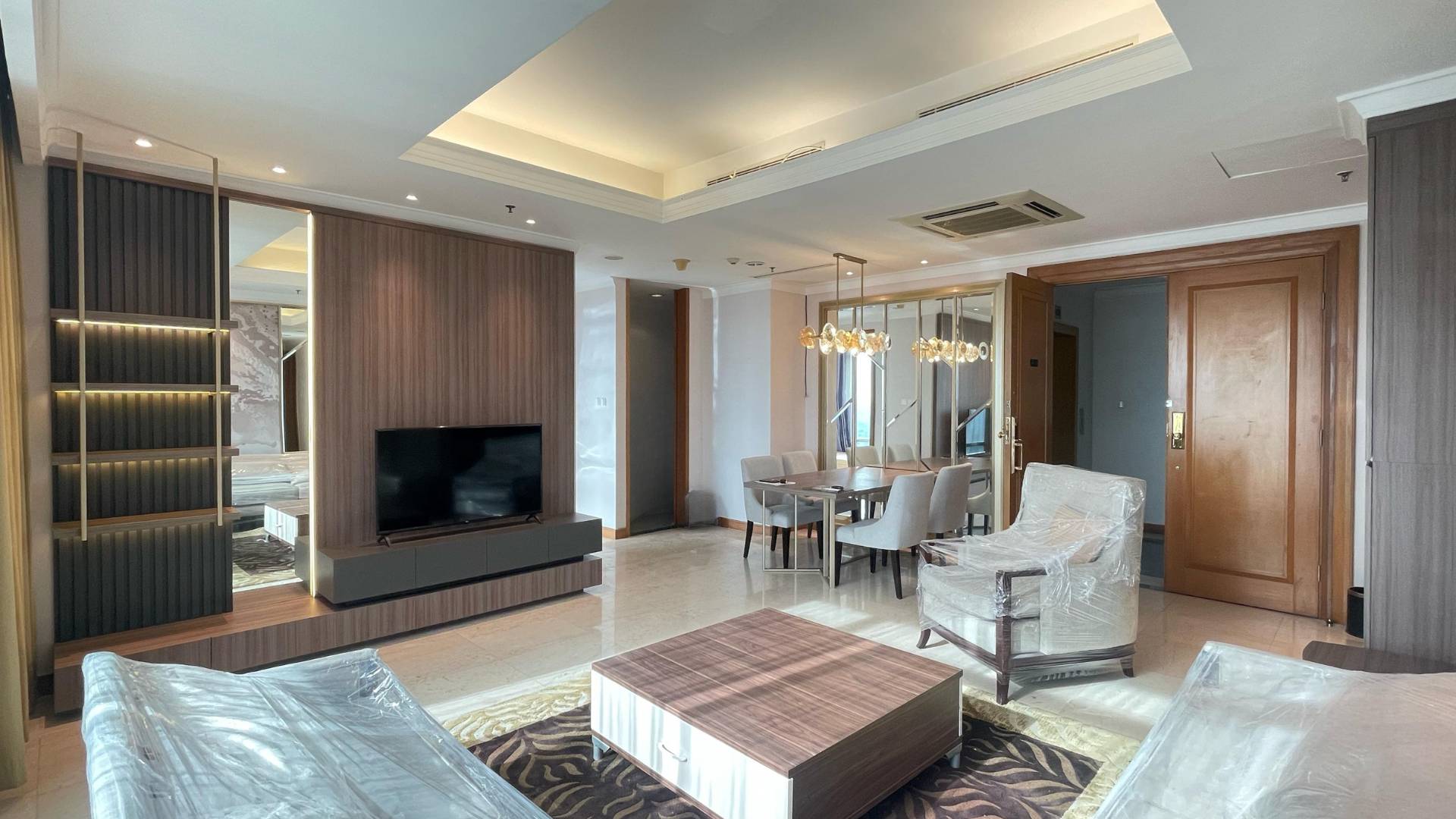 KEMPINSKI PRIVATE RESIDENCE-2BR-LIVING ROOM 2