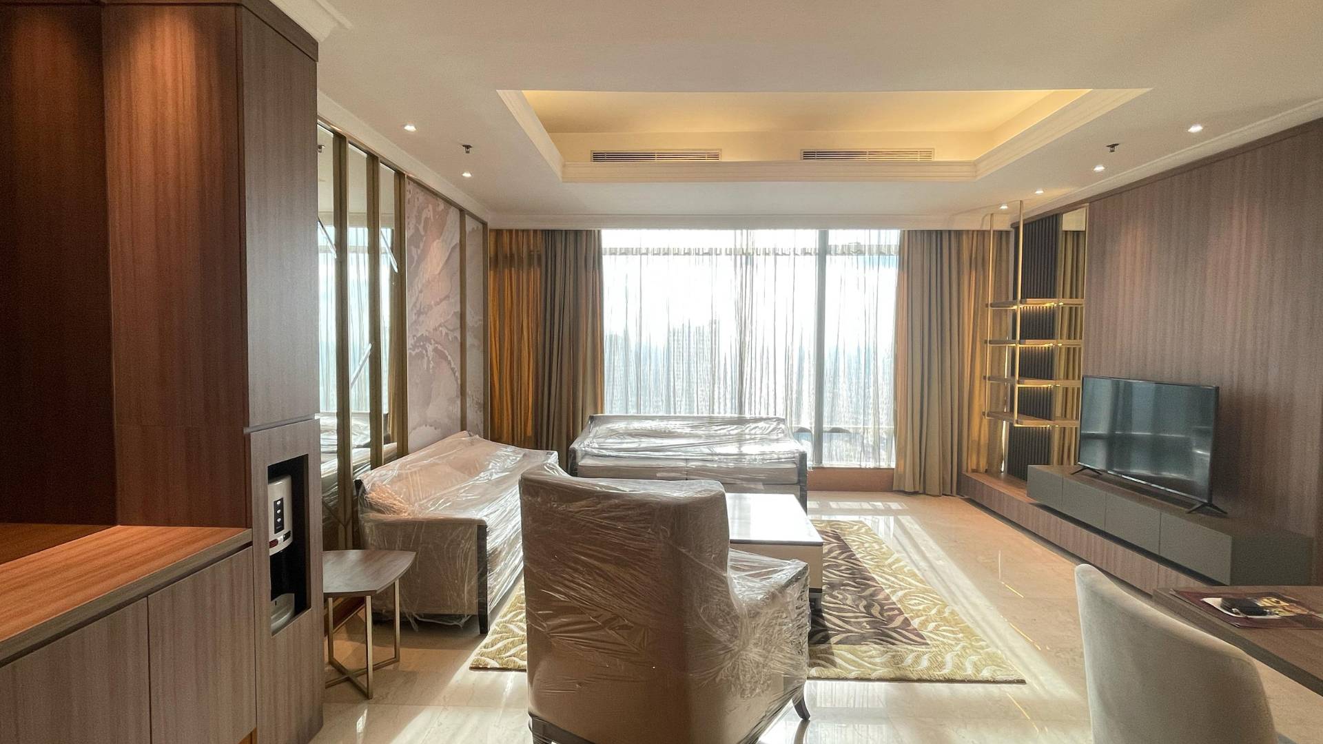 KEMPINSKI PRIVATE RESIDENCE-2BR-LIVING ROOM (2)