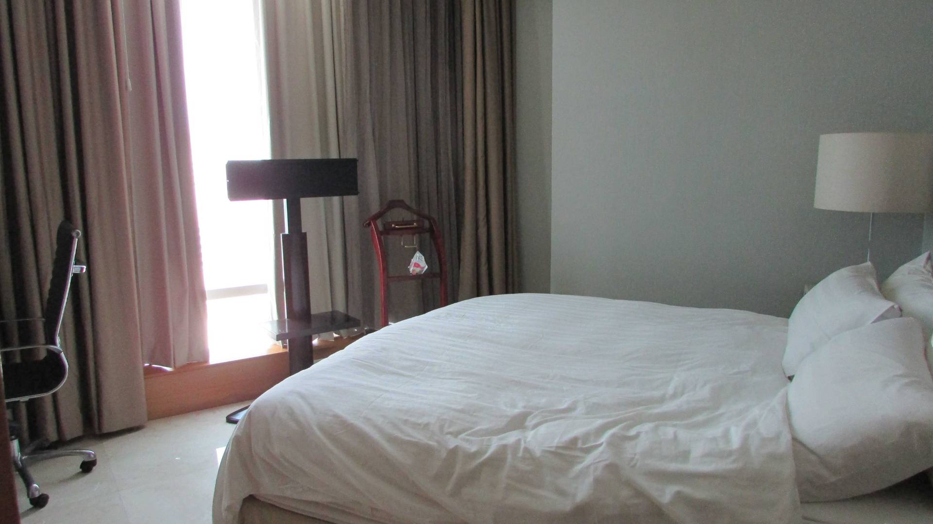 KEMPINSKI PRIVATE RESIDENCE-2BR-MASTER BEDROOM