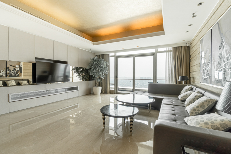 Kempinski Private Residence-2BR-Living room balcony Kempinski Private Residence-4BR-Living room balcony