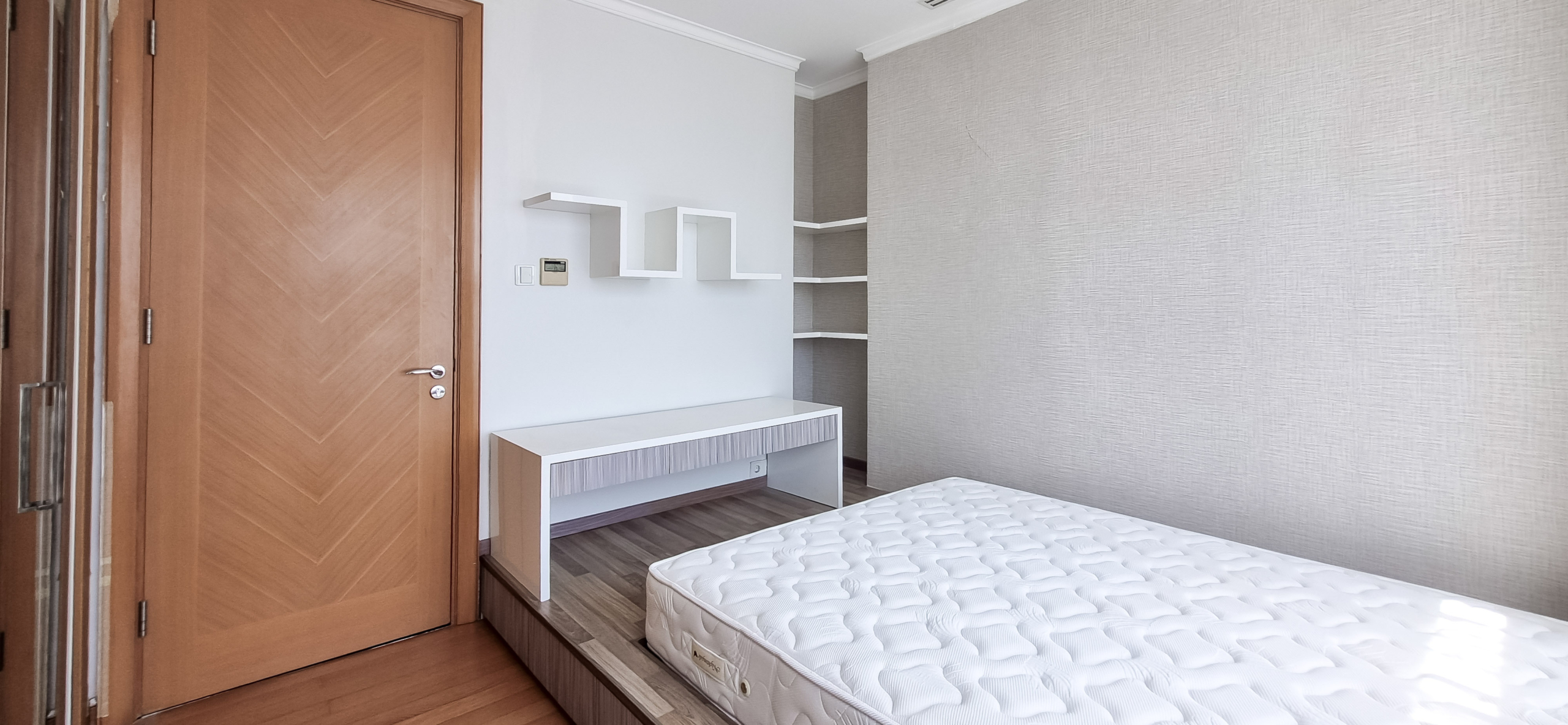 Kempinski Private Residence-2BR-Simple Bedroom