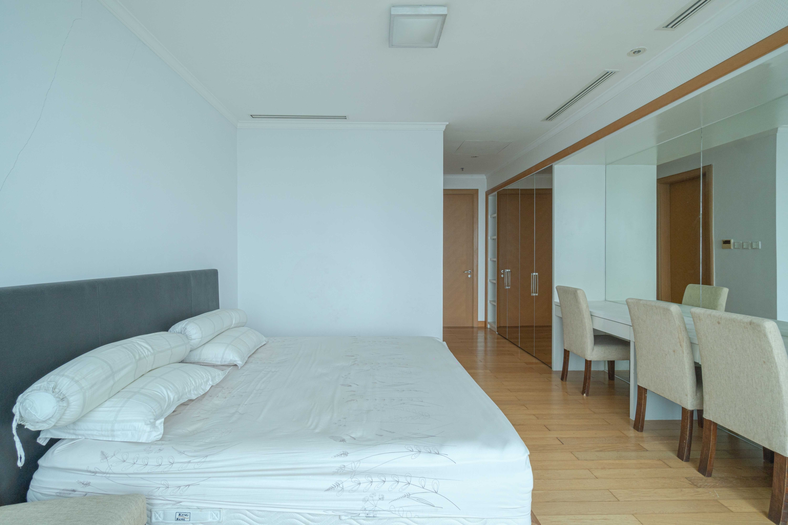 Kempinski Private Residence-4BR-Bedroom wardrobe