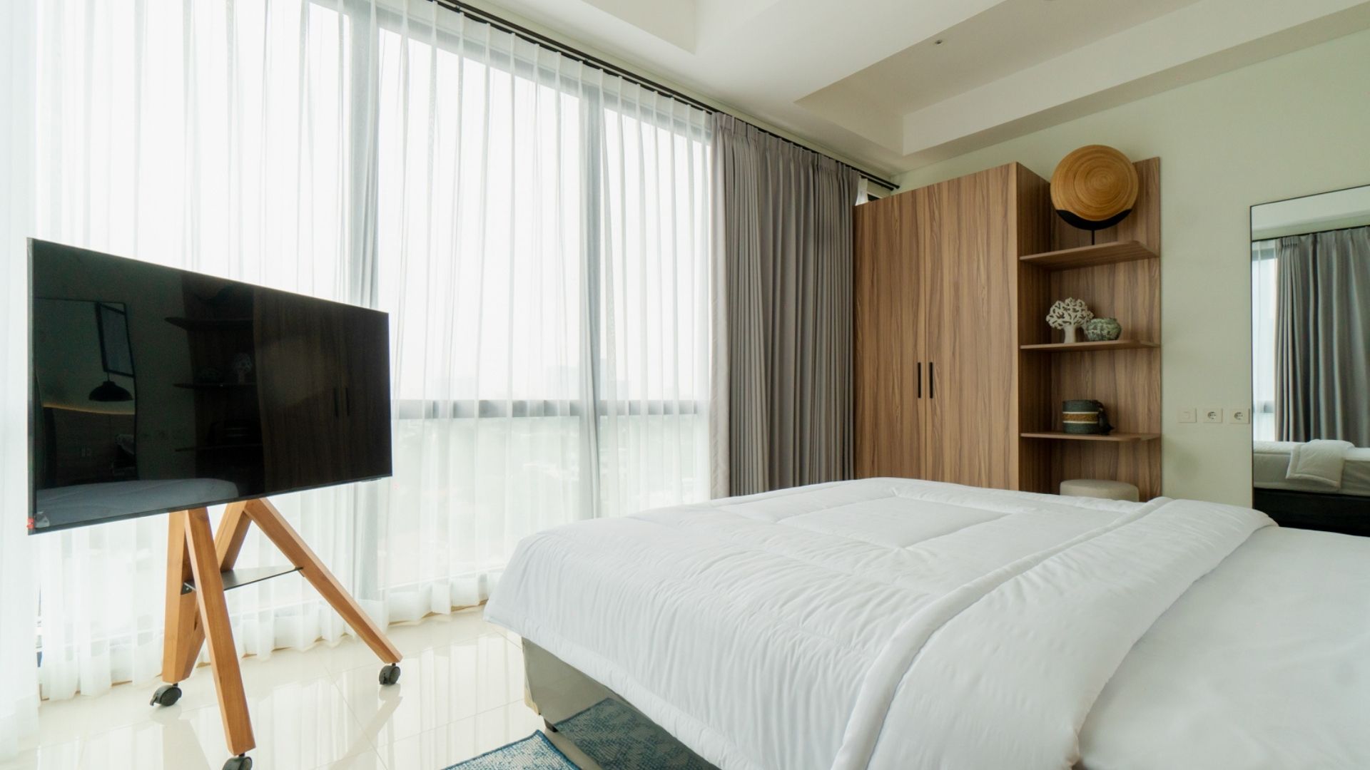 Samara Suites-3BR-Bedroom area window