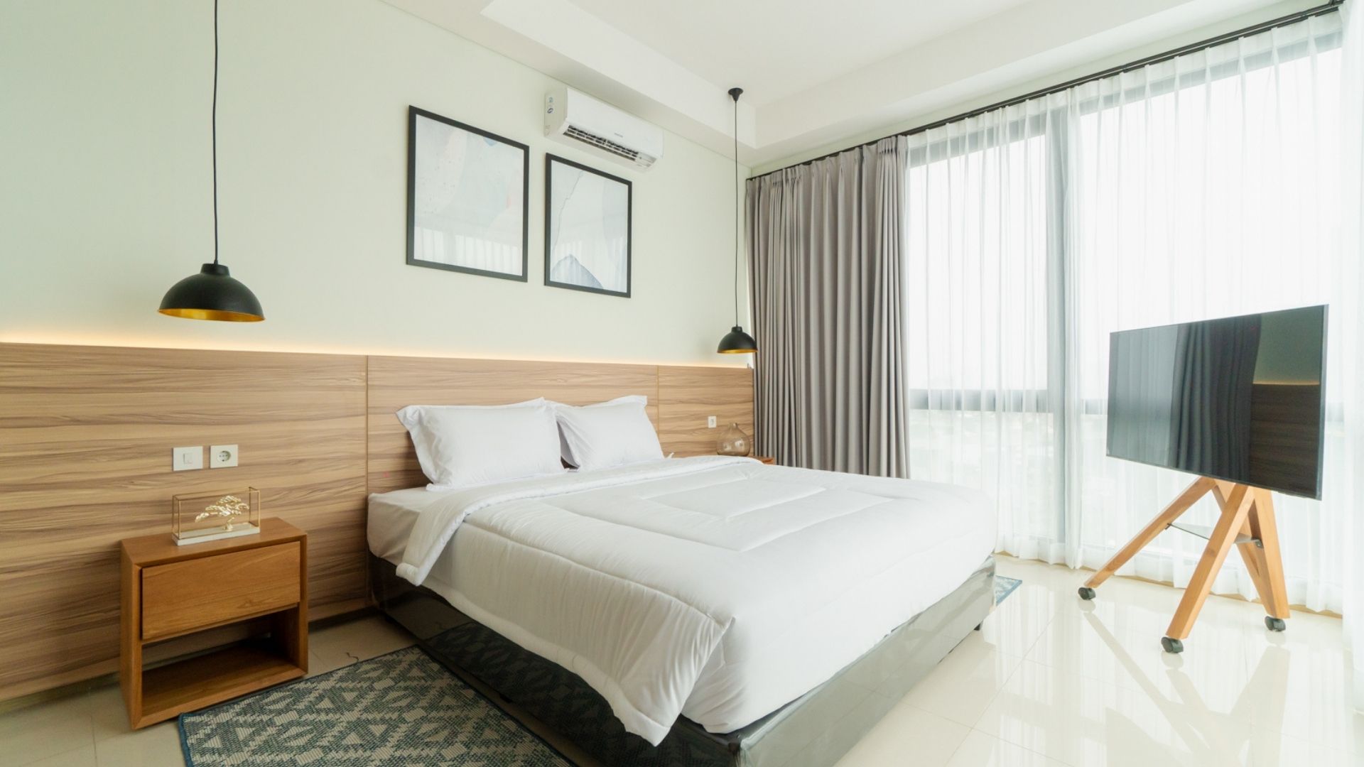 Samara Suites-3BR-Bedroom painting