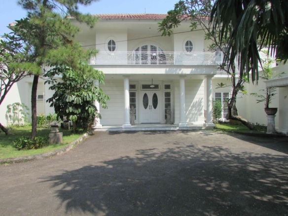 Palm mansion lebak bulus facade