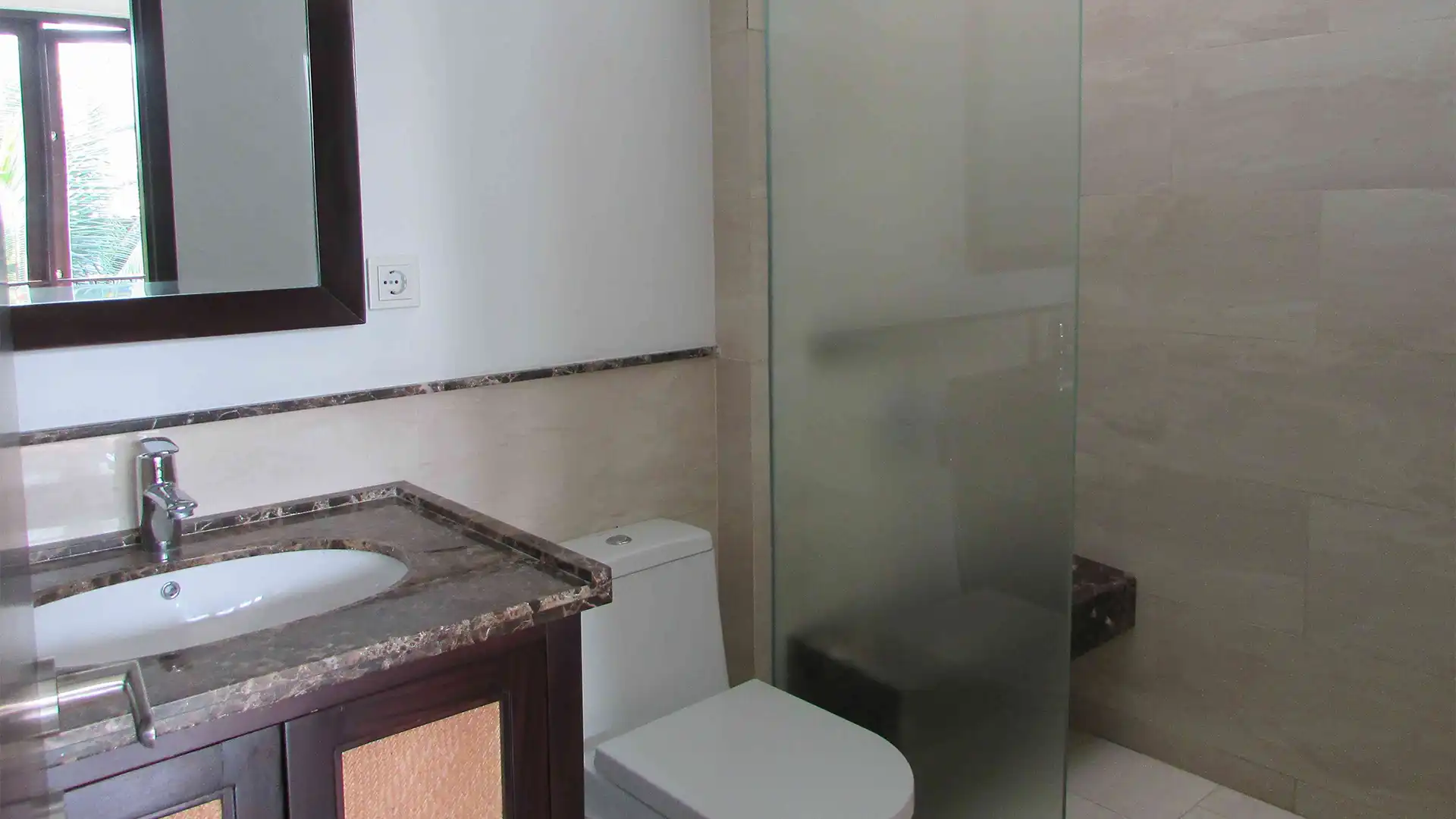 Atmaya Residence-4BR-Bathroom Atmaya Residence-4BR-Bathroom