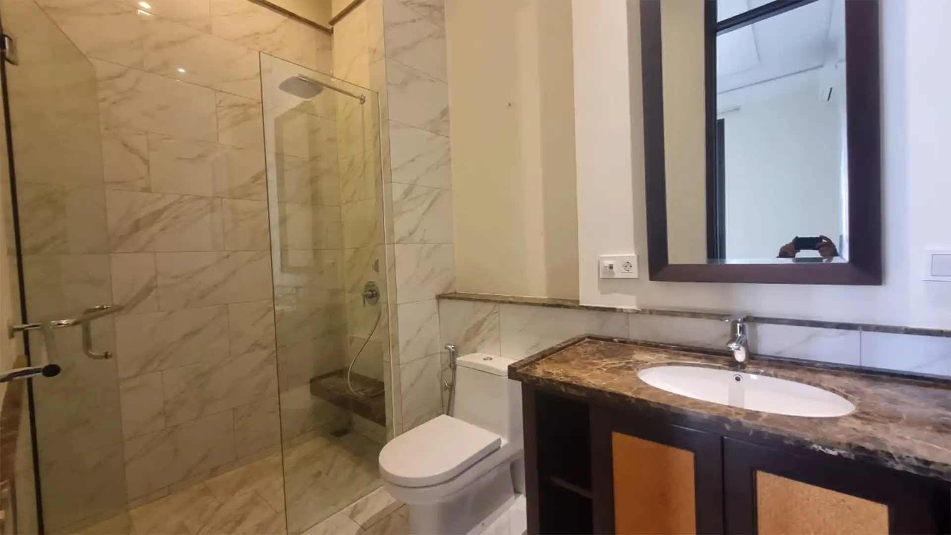 Atmaya Residence-5BR-Bathroom