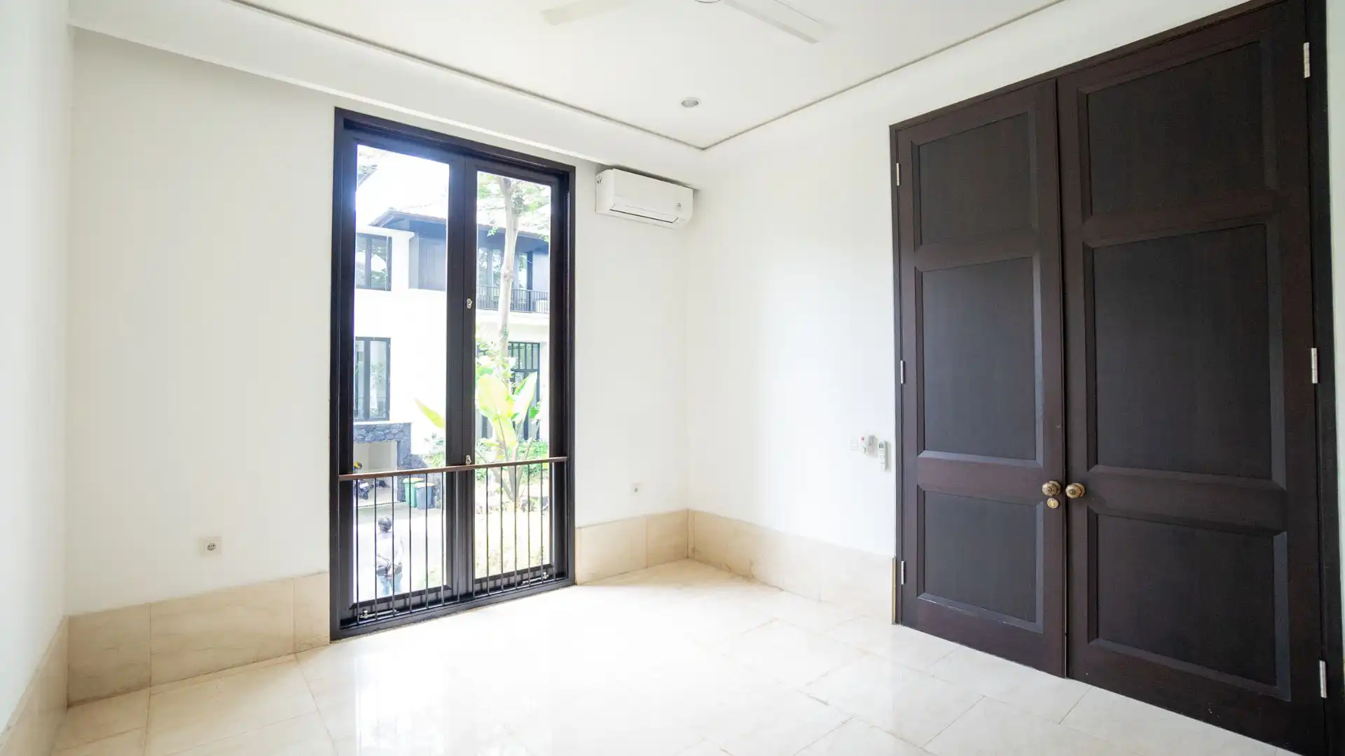 Atmaya Residence-5BR-Bedroom 1 Atmaya Residence-5BR-Bedroom 1