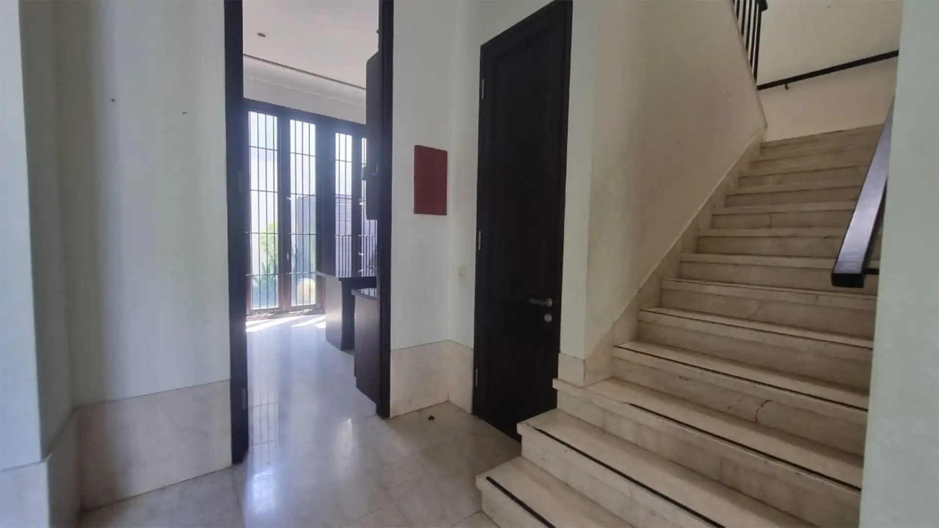 Atmaya Residence-5BR-Stairs