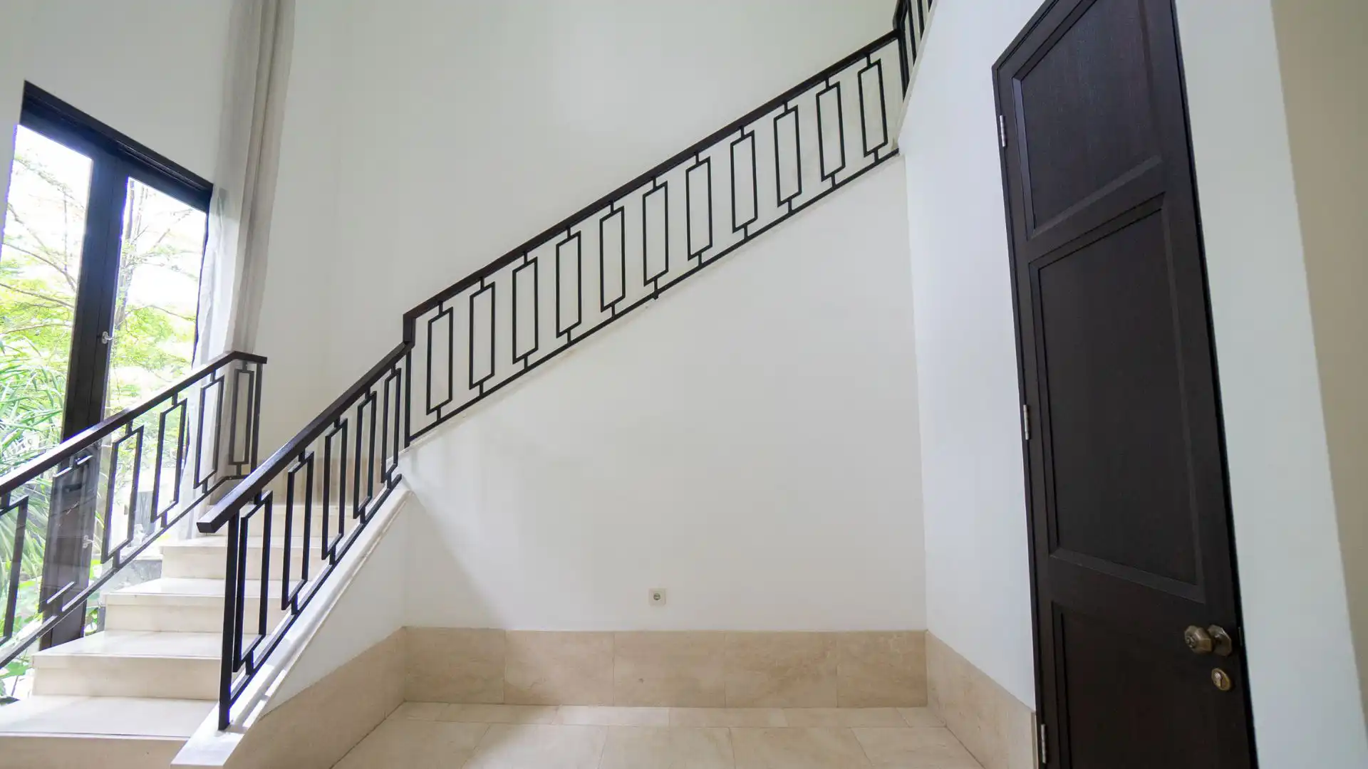 Atmaya Residence-5BR-Stairs Atmaya Residence-5BR-Stairs