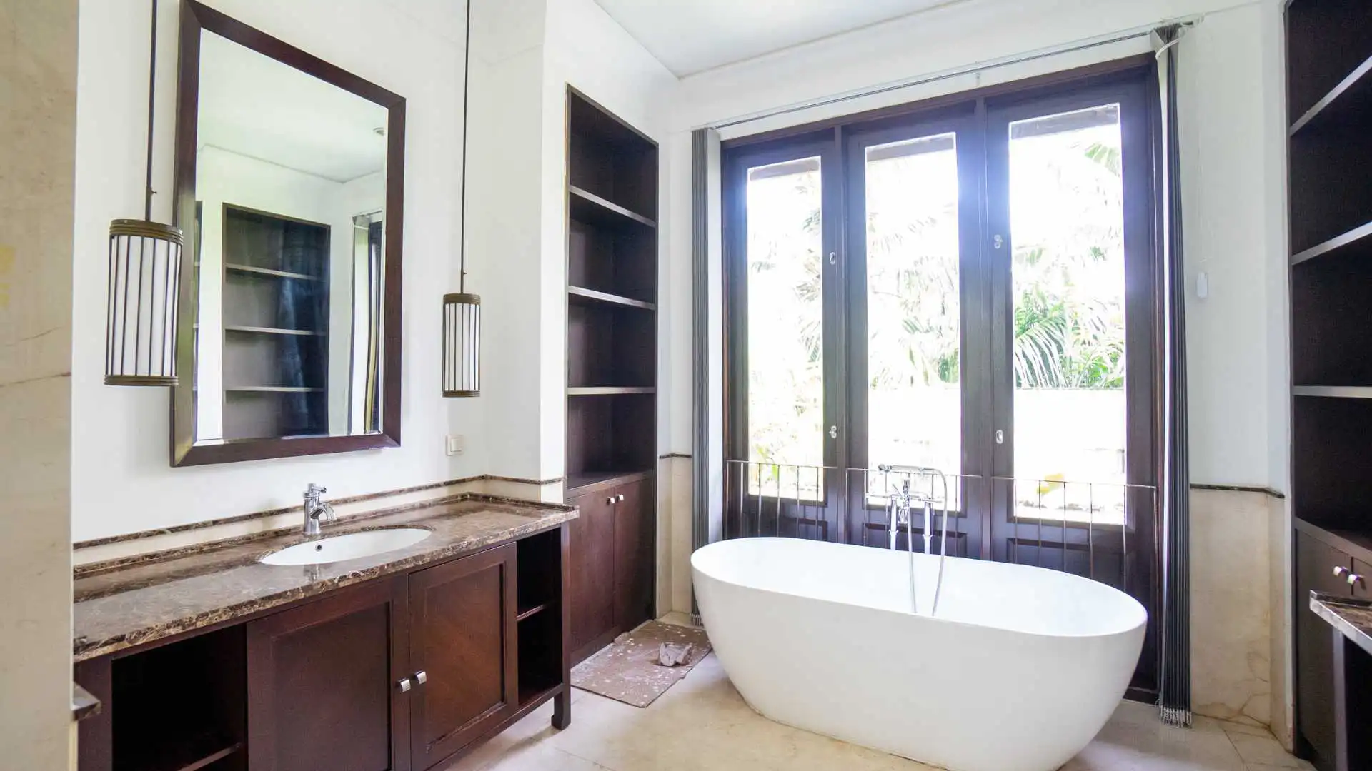 Atmaya Residence-6BR-Bathroom 4