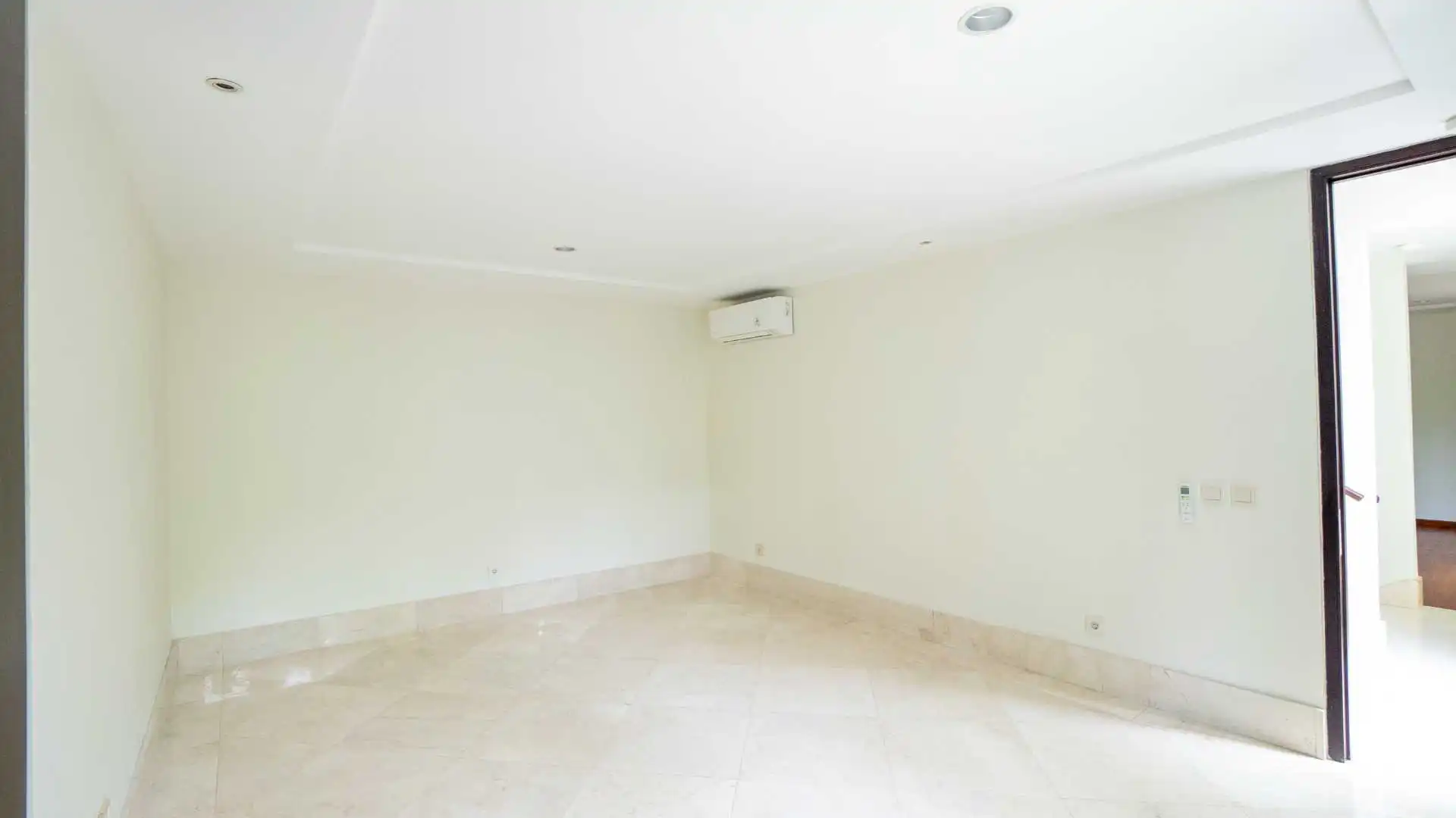 Atmaya Residence-6BR-Bedroom 1