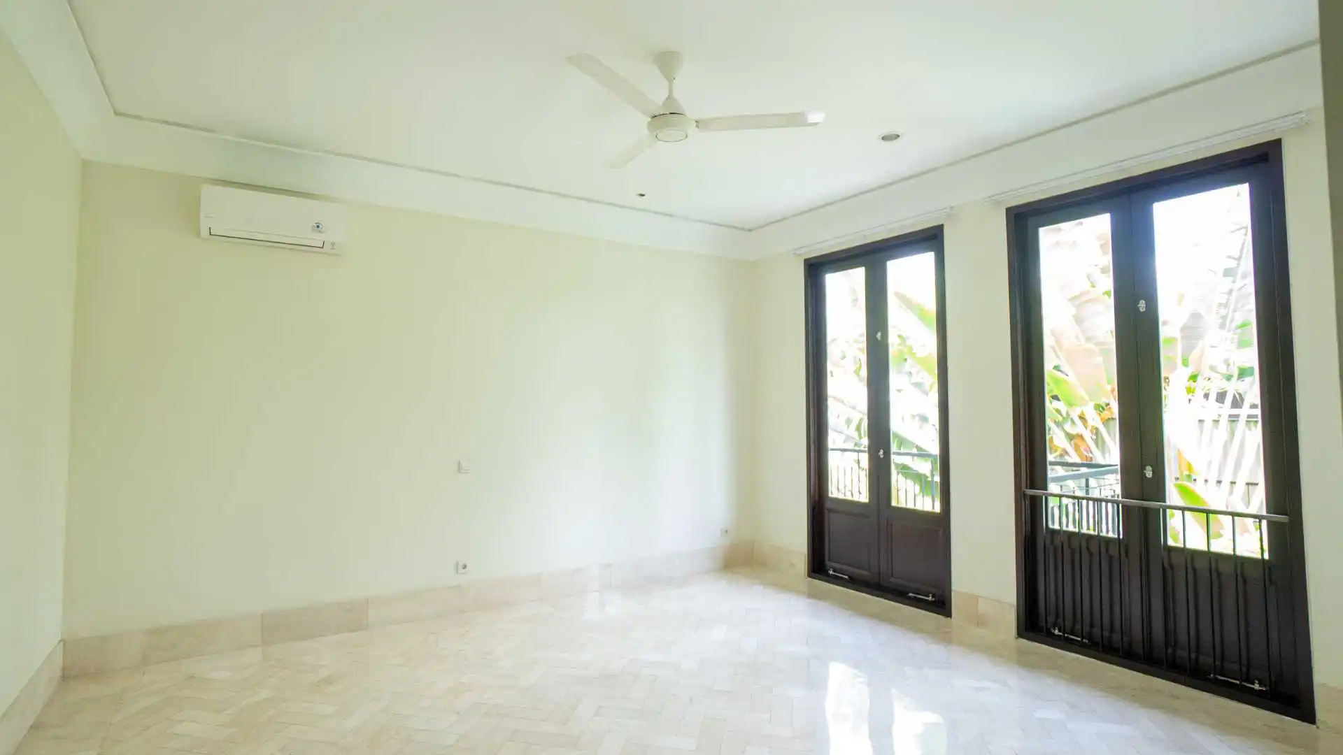 Atmaya Residence-6BR-Bedroom 3