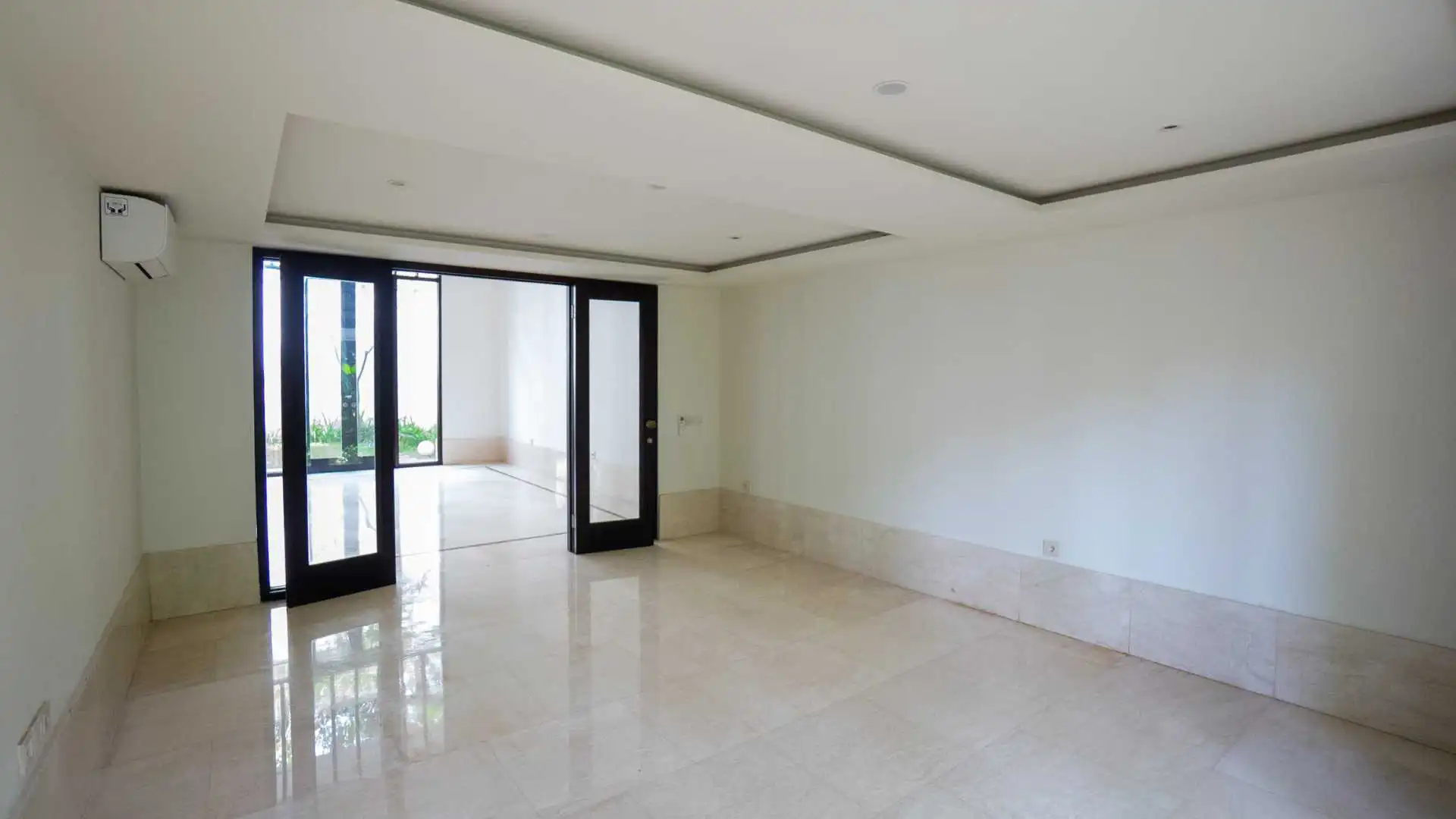 Atmaya Residence-6BR-Living Room