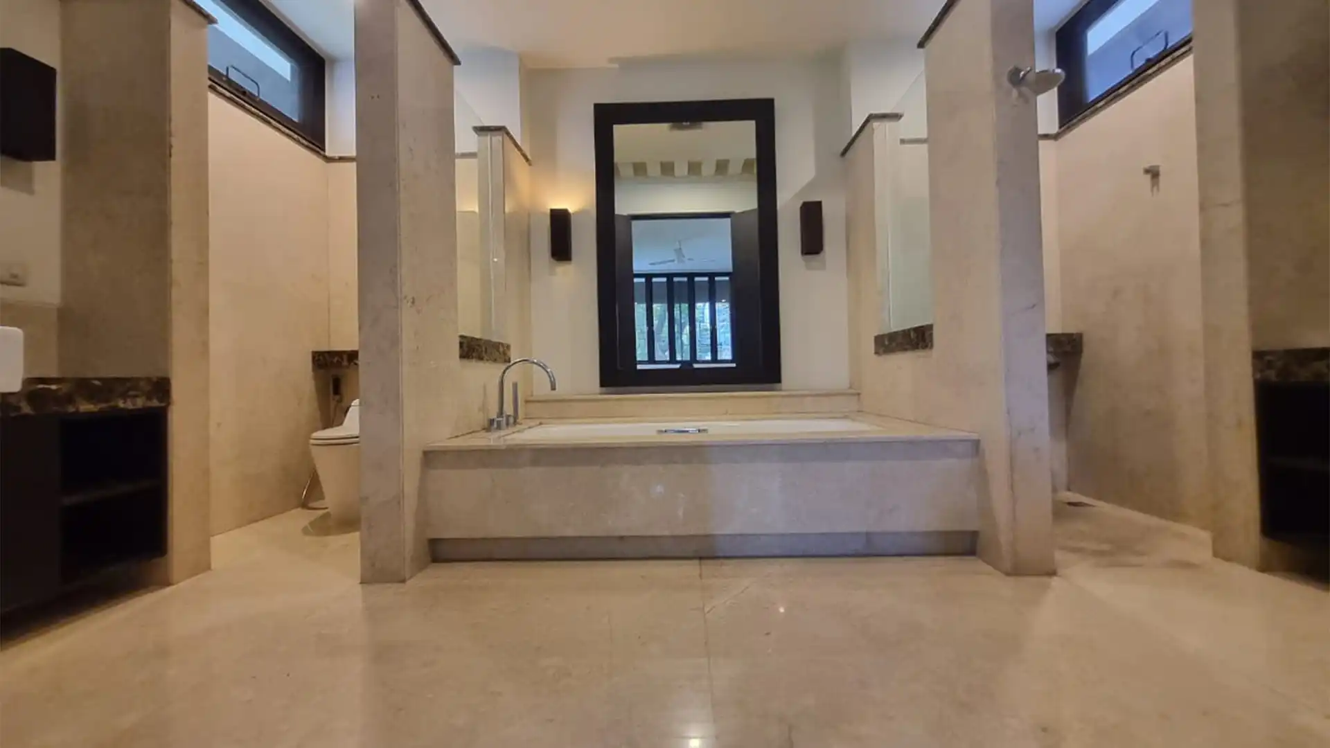 Atmaya residence Antasari-4BR-Bathroom 2
