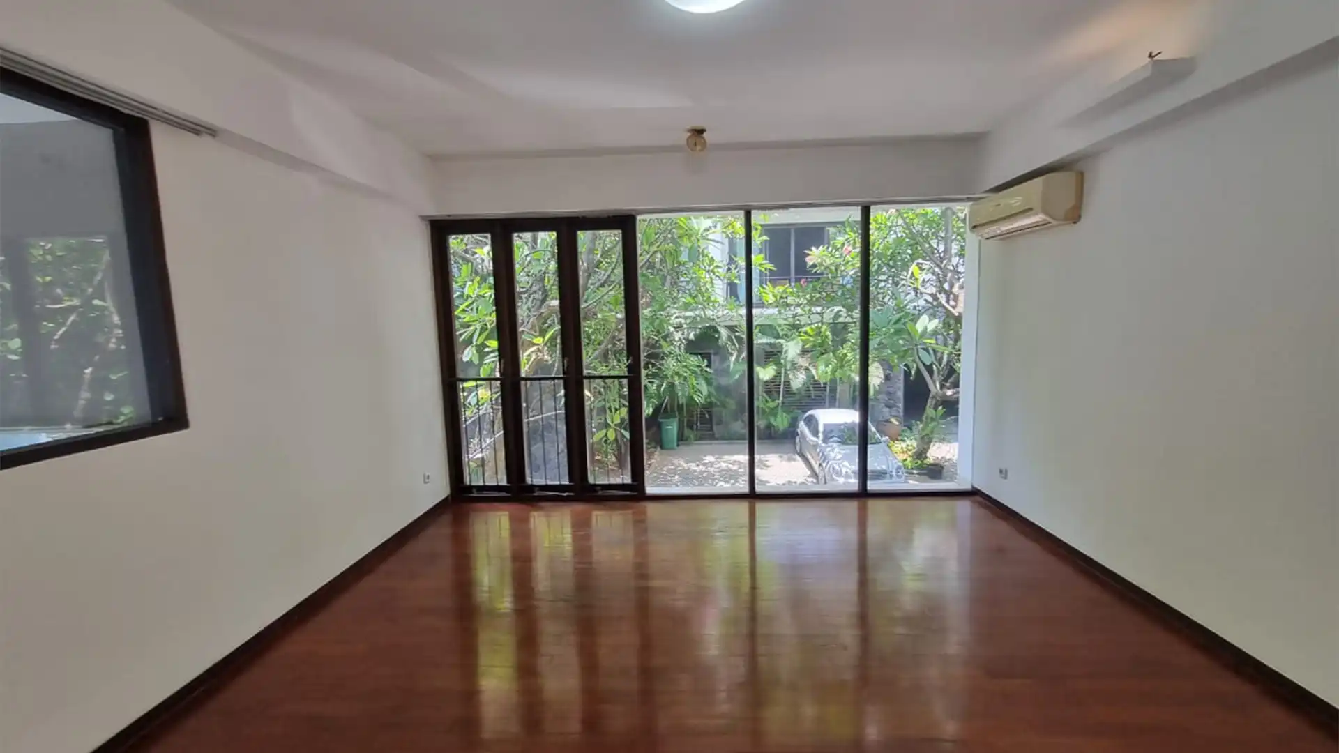 Atmaya residence Antasari-4BR-Bedroom 5(1)