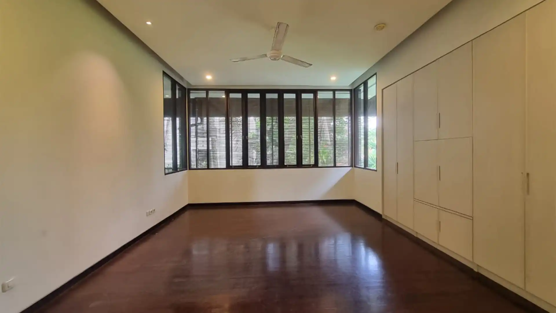 Atmaya residence Antasari-4BR-Master Bedroom