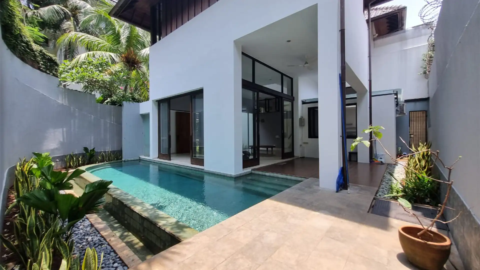 Atmaya residence Antasari-4BR-Swimmping Pool 1