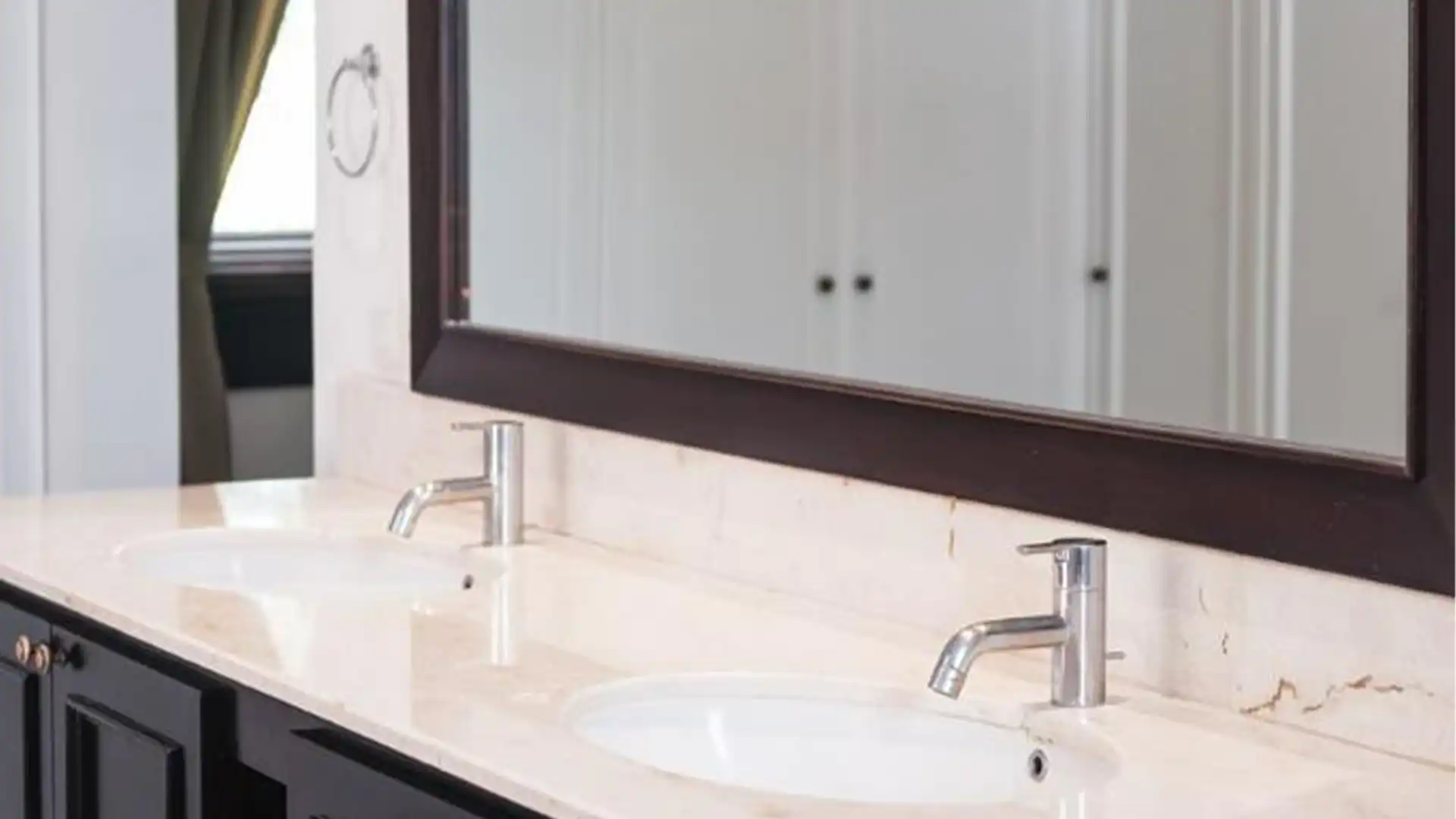 Atmaya residence Antasari-5BR- Bathroom 1