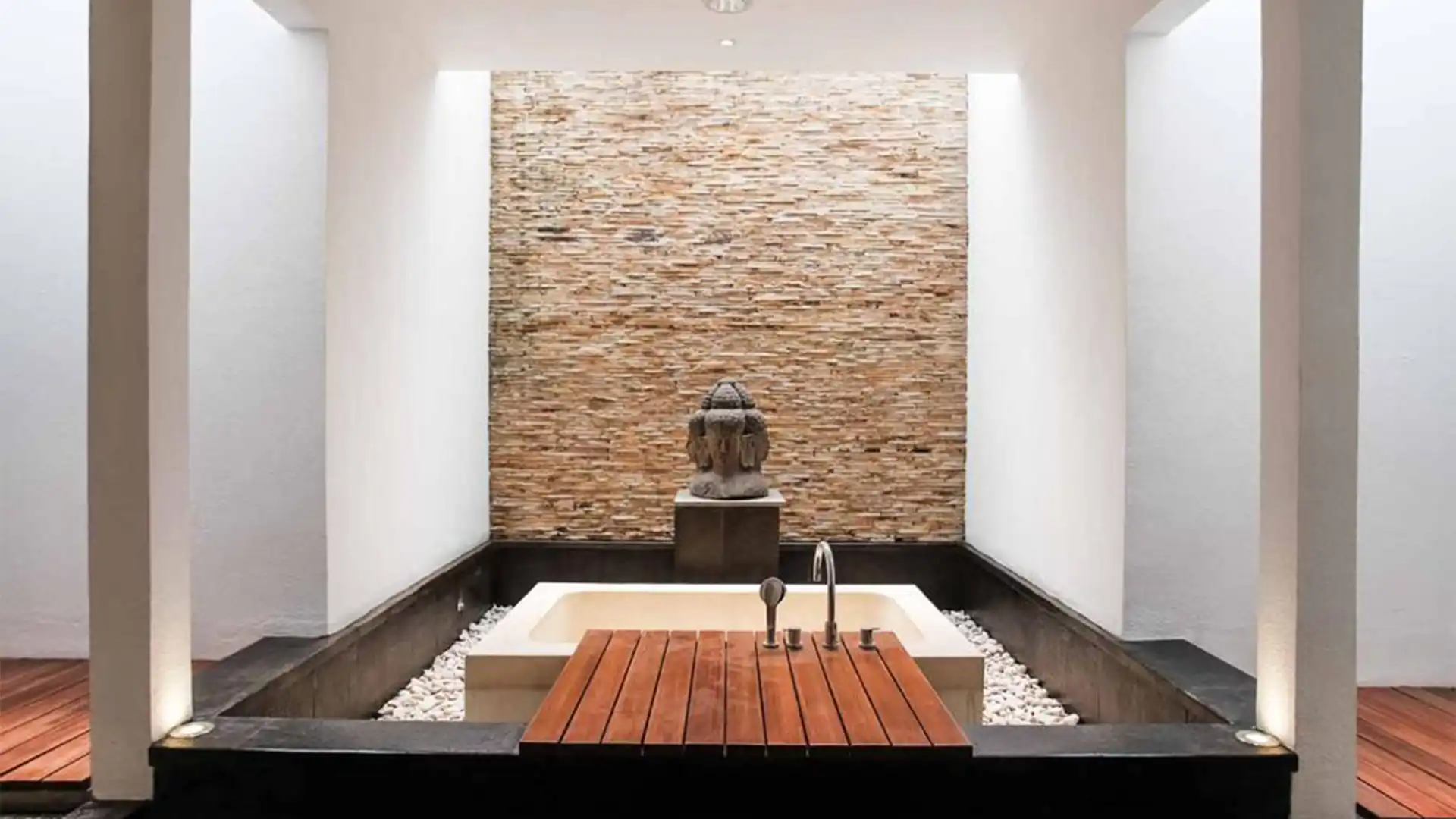 Atmaya residence Antasari-5BR- Bathroom(1)