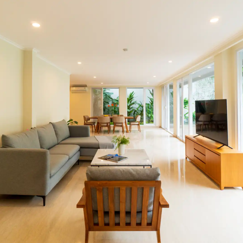 Executive Paradise - B18 UNIT- FIRST FLOOR LIVING ROOM