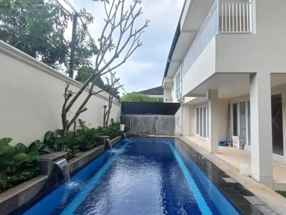 Executive Paradise-3BR-Swimming Pool