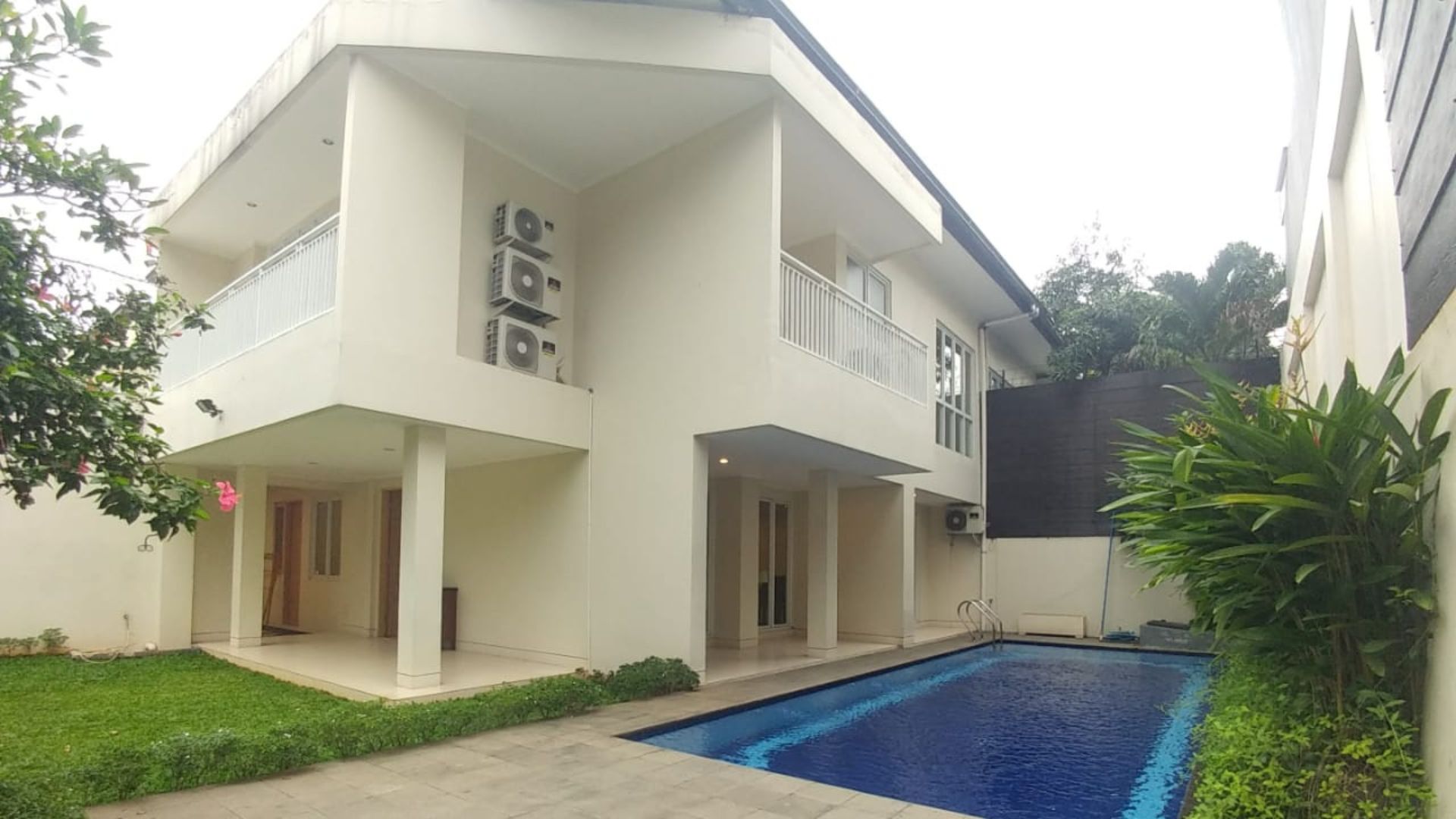 Executive Paradise-3BR- Swimming Pool Executive Paradise-3BR- Swimming Pool