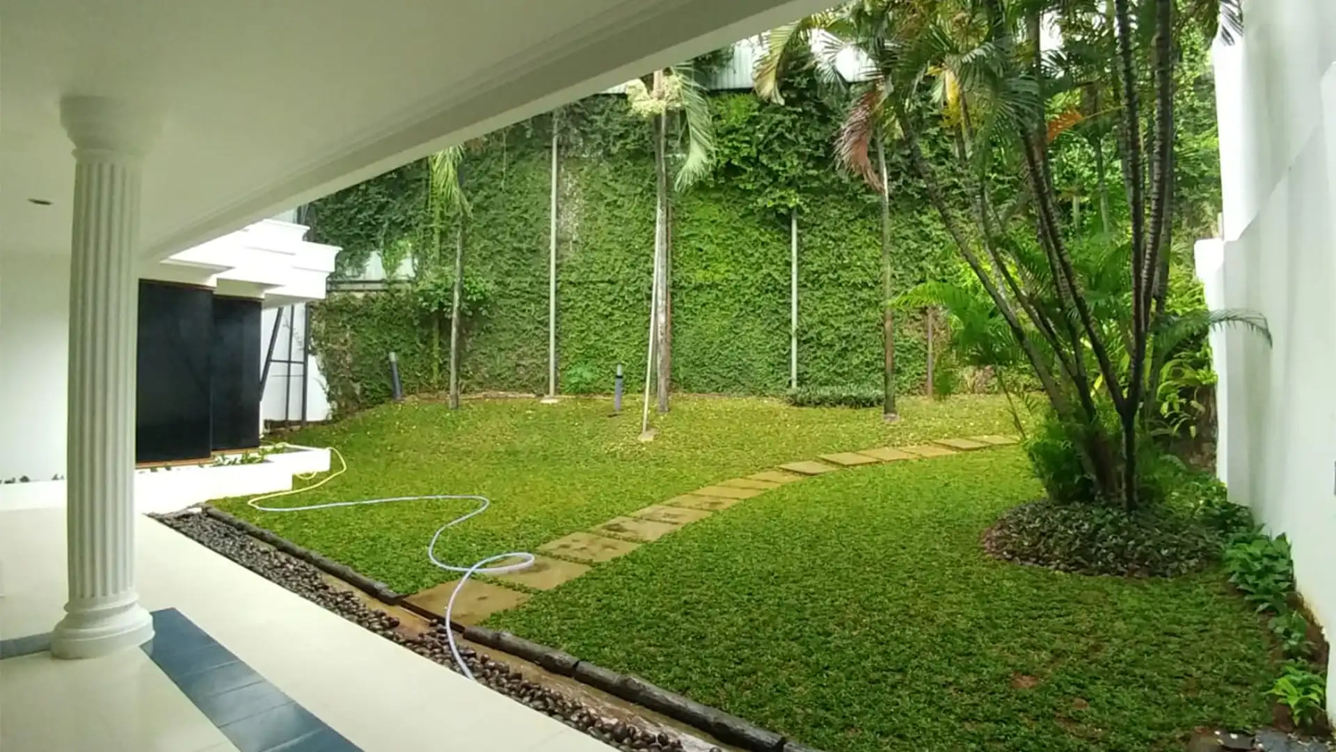 Executive Paradise-4BR-Backyard Executive Paradise-4BR-Backyard