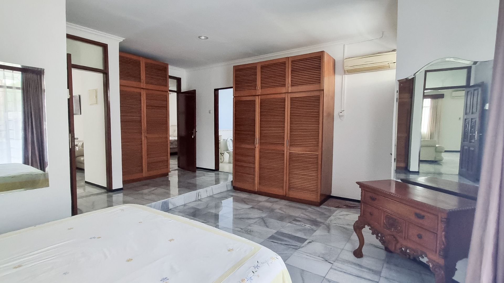 Executive Paradise-4BR-Bedroom (6)