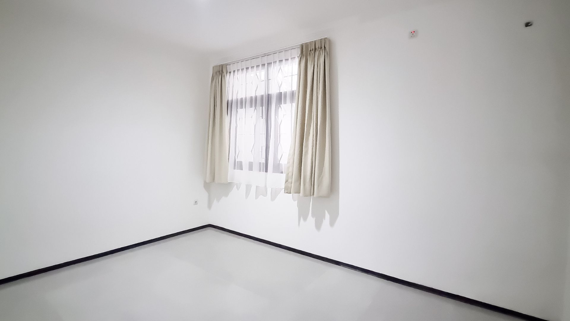 Executive Paradise-4BR-Bedroom