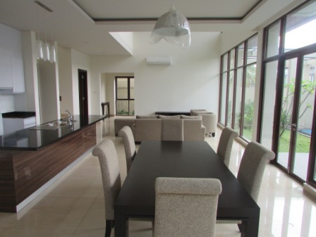 Executive Paradise-4BR-Dining Room