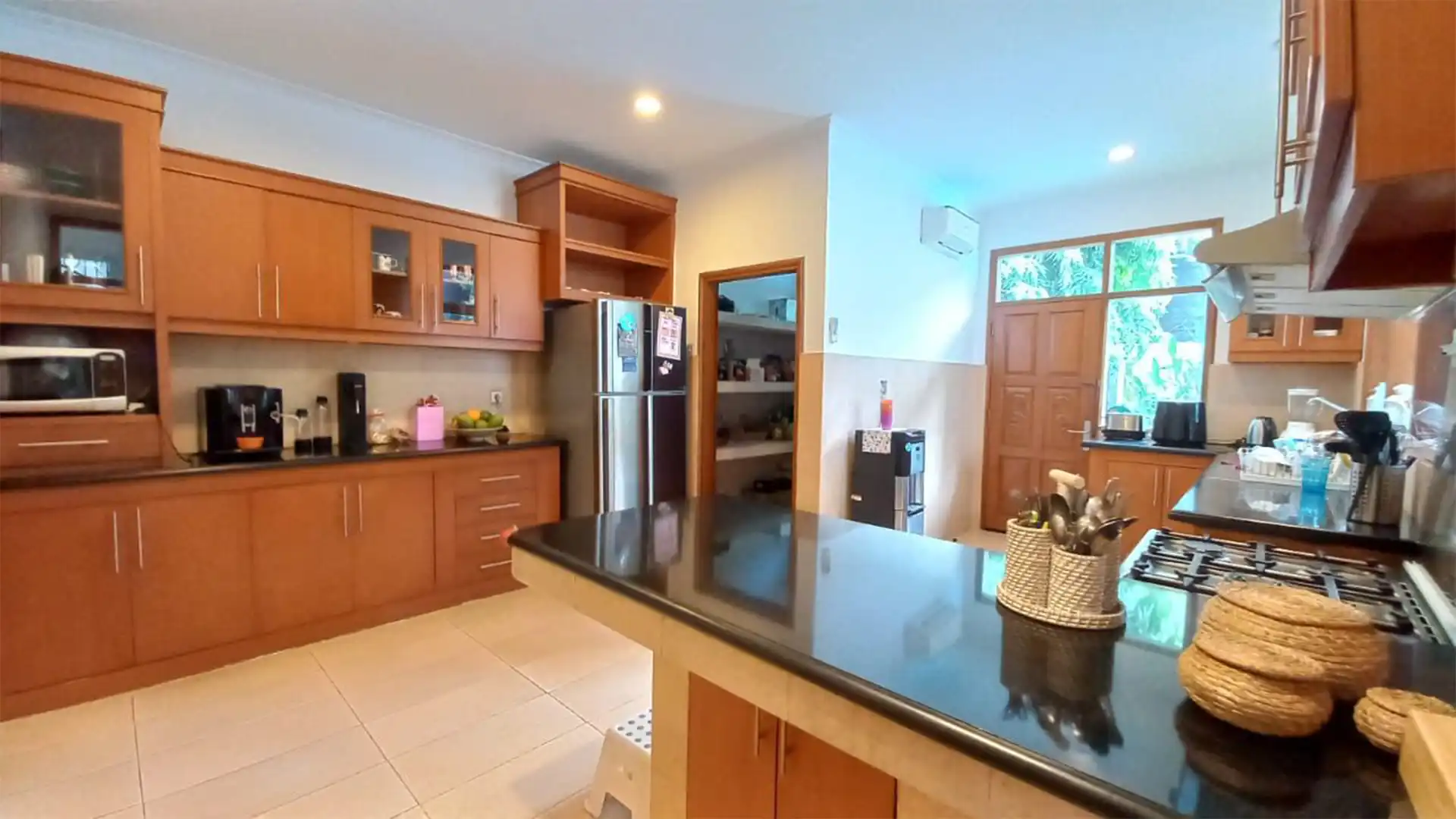 Executive Paradise-4BR-Kitchen Executive Paradise-4BR-Kitchen