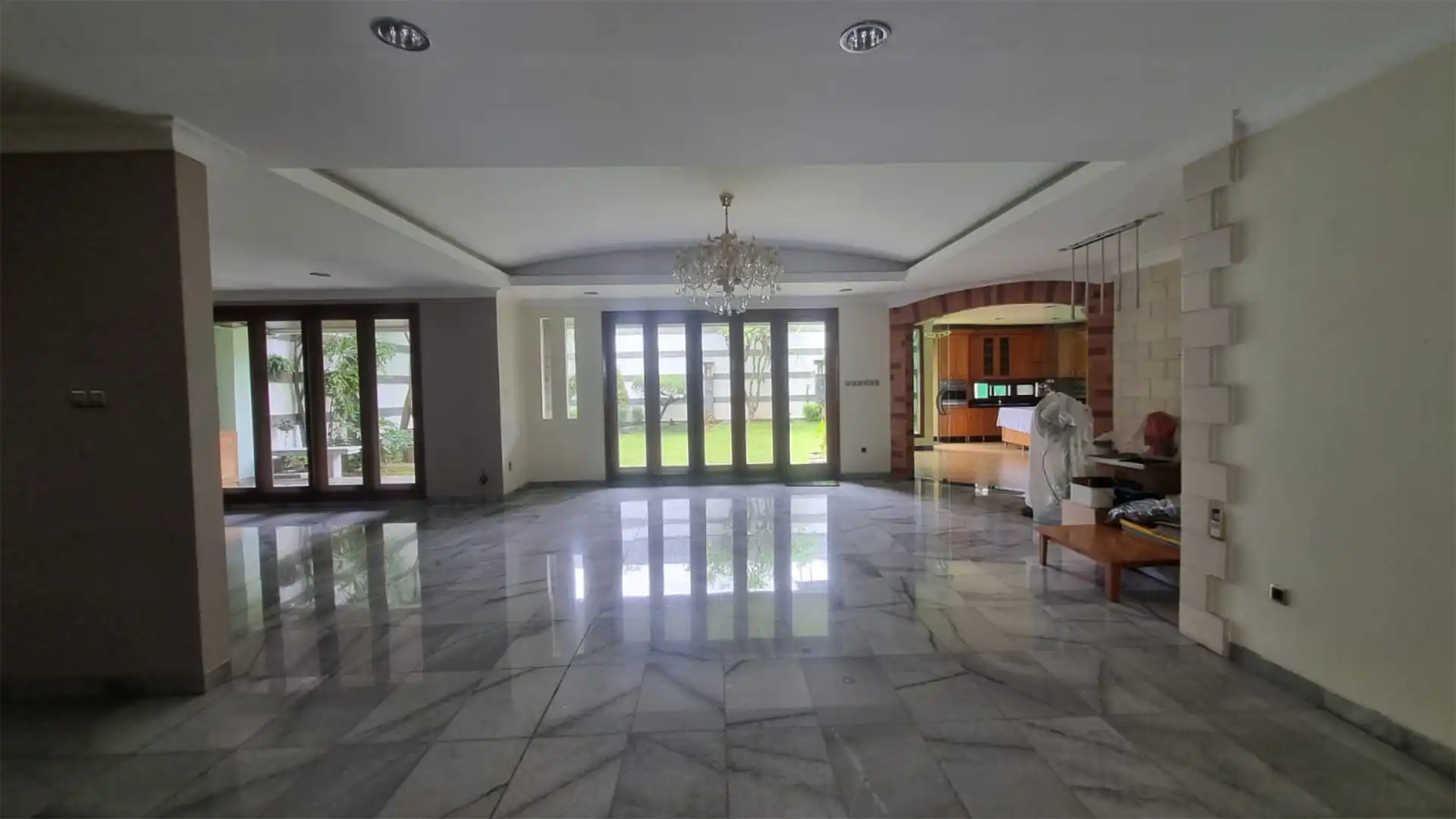 Executive Paradise-4BR-LIVING ROOM 2 Executive Paradise-4BR-LIVING ROOM 2