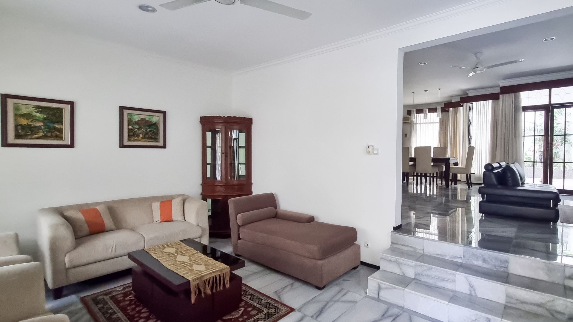 Executive Paradise-4BR-Living Room 2