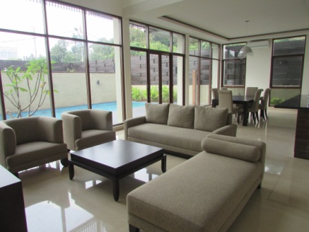 Executive Paradise-4BR-Living Room