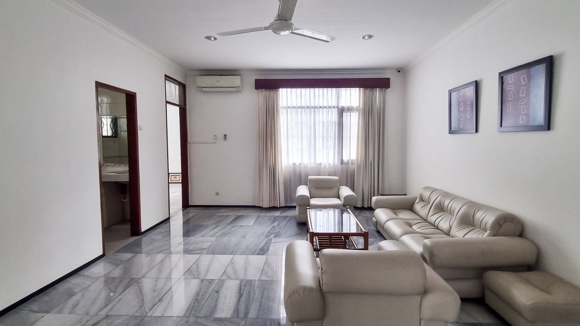 Executive Paradise-4BR-Living Room