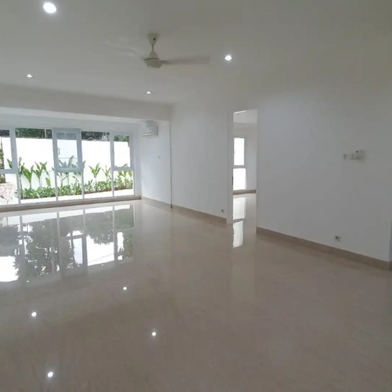 Executive Paradise-5BR-2nd Floor