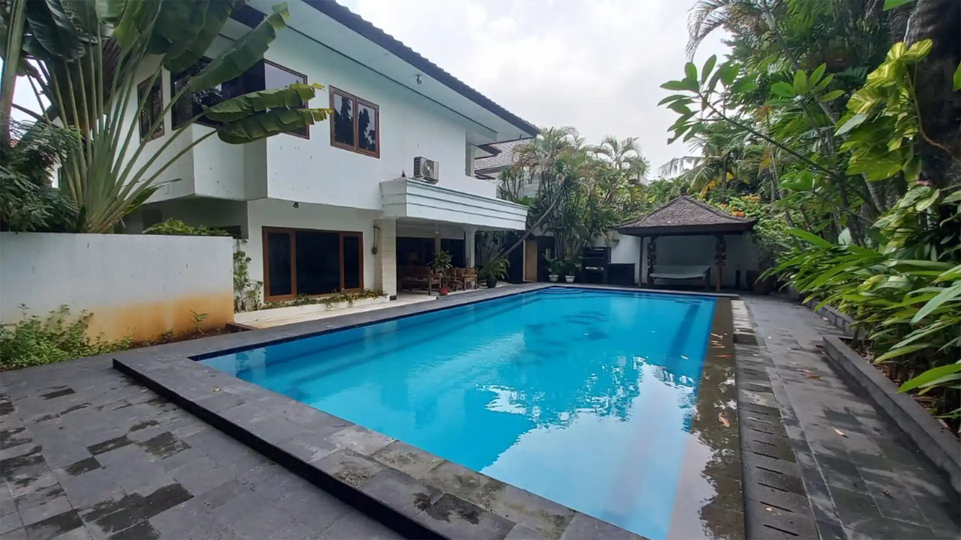 Executive Paradise-5BR-Swimming Pool Executive Paradise-5BR-Swimming Pool