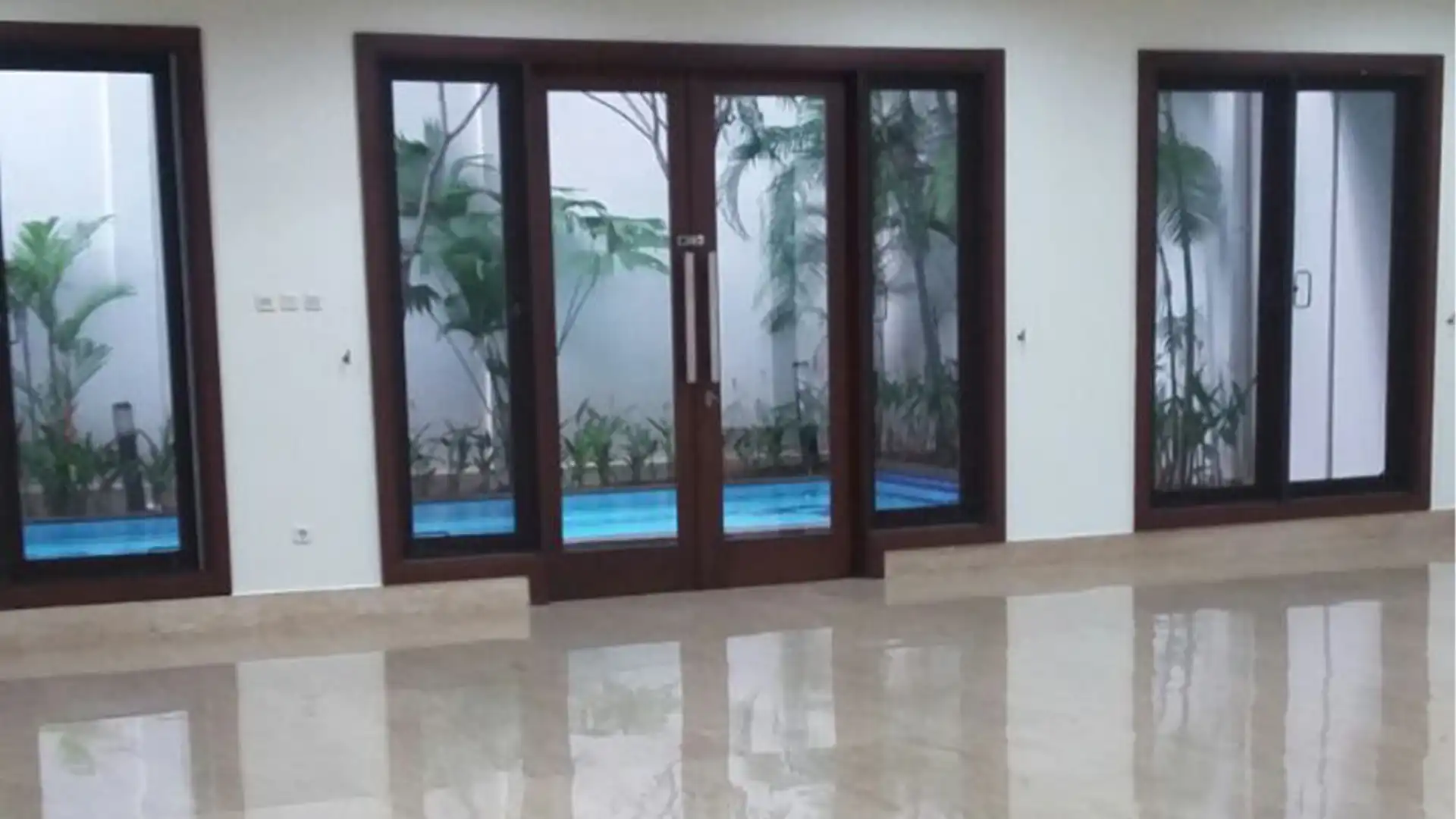 Executive Paradise–Living Room Executive Paradise-Living Room