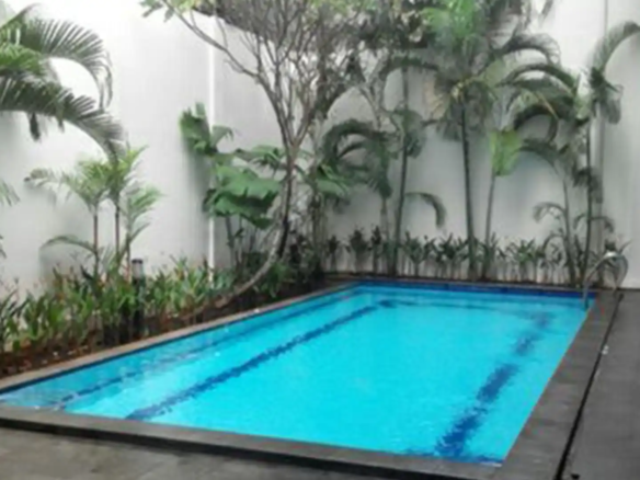Executive Paradise-Swimming Pool