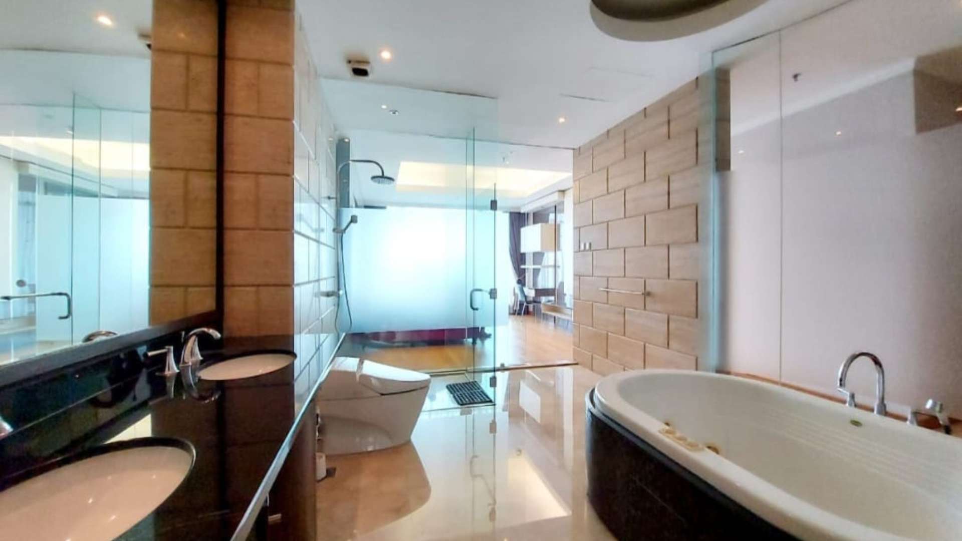 Kempinski Private Residence-3BR-Bathroom 2