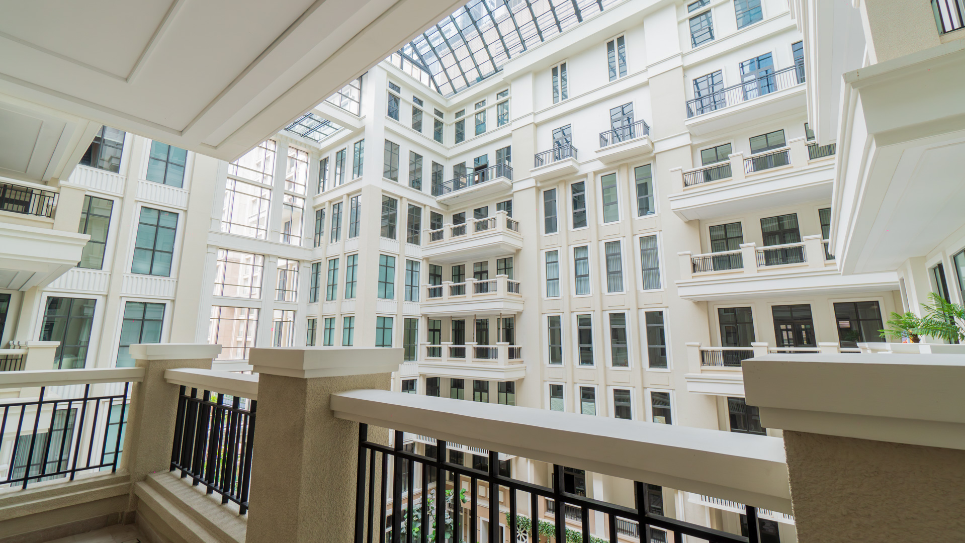 LEPARC-MANSION UNIT-BALCONY VIEW