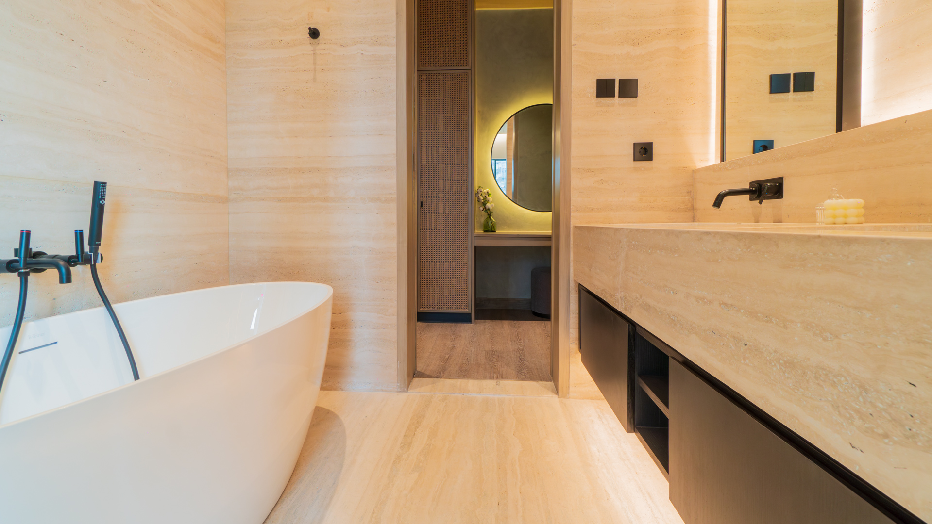 LEPARC-TOWNHOUSE UNIT-FIRST BATHROOM 2